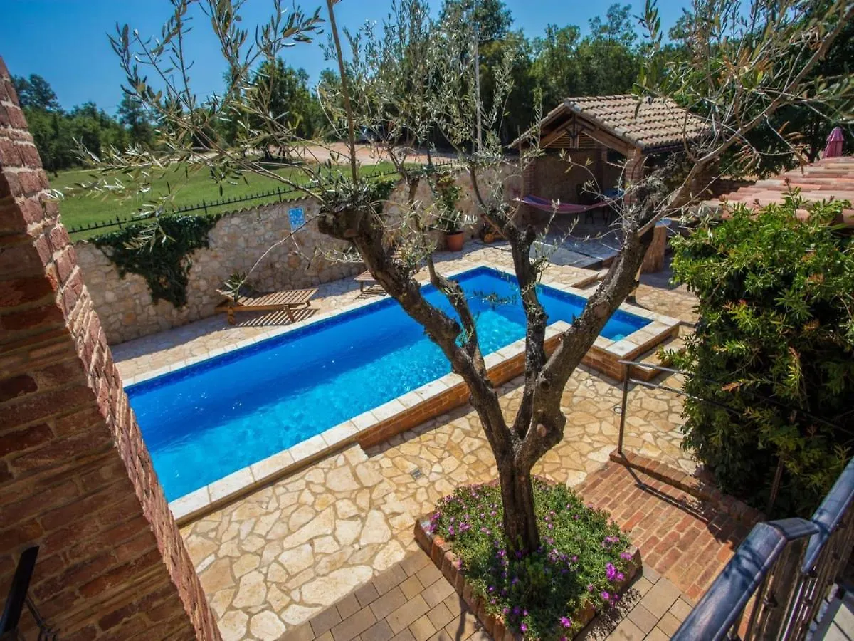 Apartments Andre Porec Nova Vas